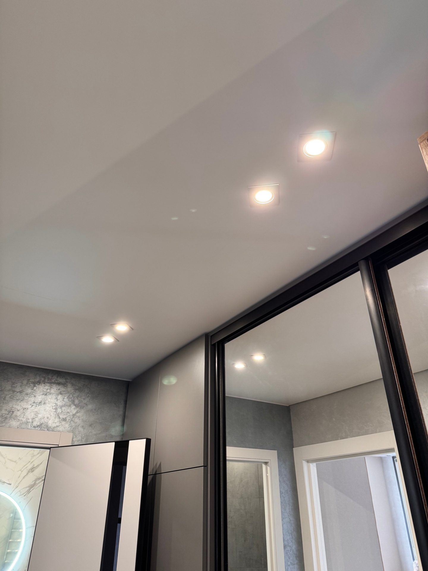 Натяжной потолок в Кириши Potolki-Vsem