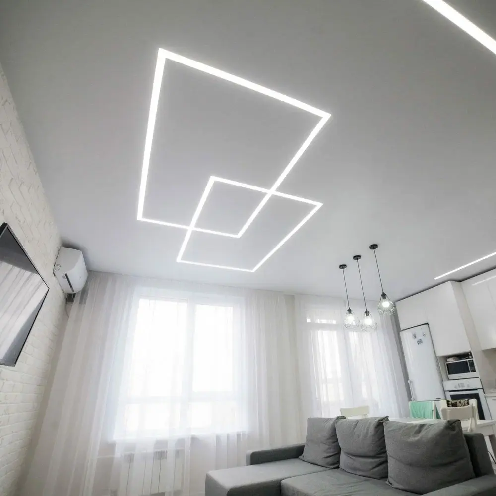 Натяжные потолки в квартиру