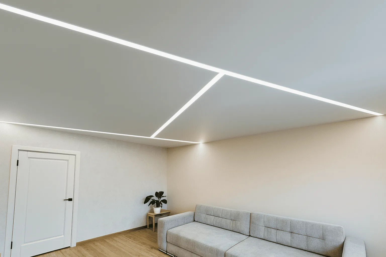 Натяжные потолки со световыми линиями