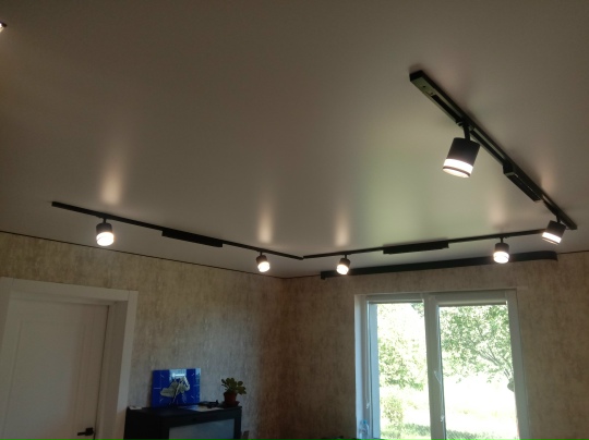 Натяжной потолок в однокомнатную квартиру Потолки Всем