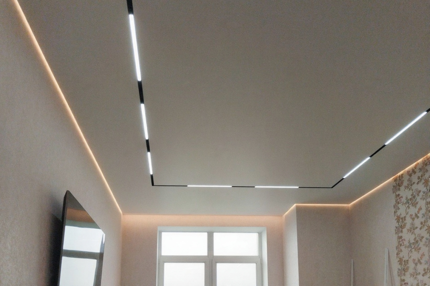 Натяжные потолки в зал (гостиную) Потолки Всем