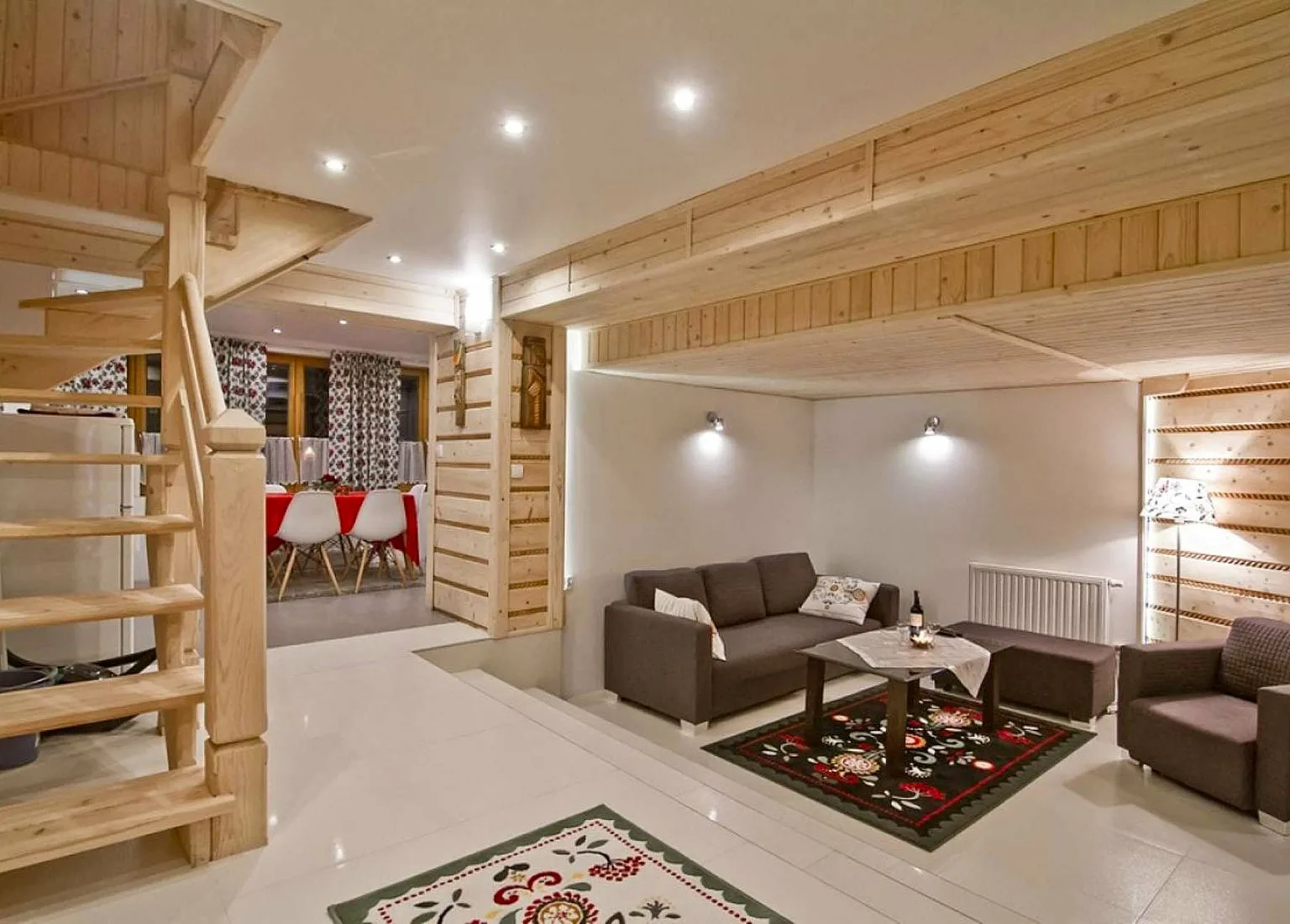 Натяжной потолок в частном доме Потолки Всем